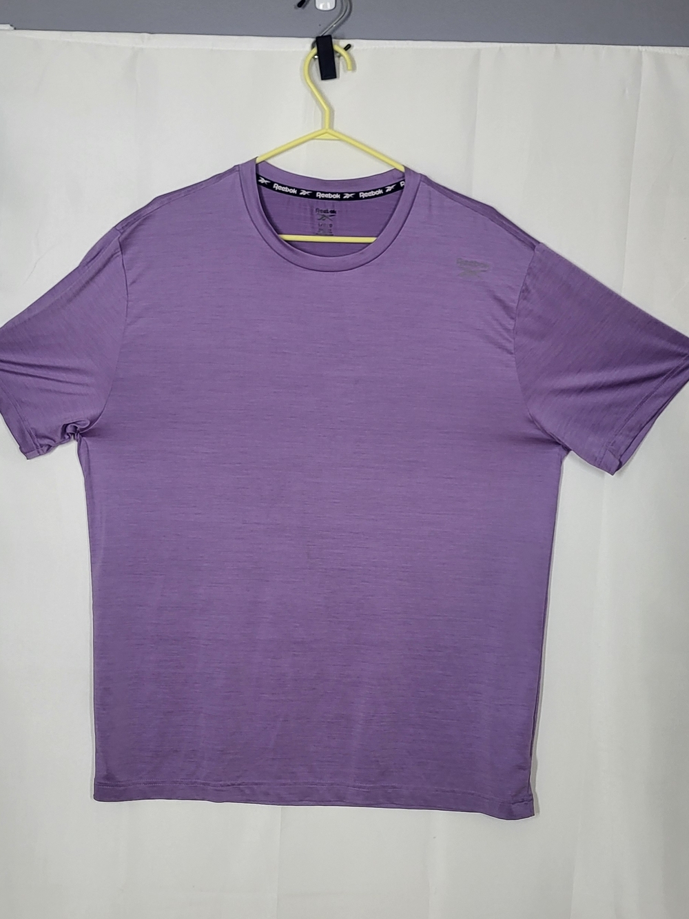 Reebok Men’s Lavender Crew Neck Short Sleeve Tee